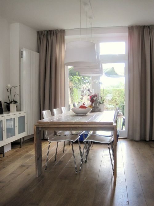 Holzboden Eiche rustikale Qualit�t behandelt mit white wash 